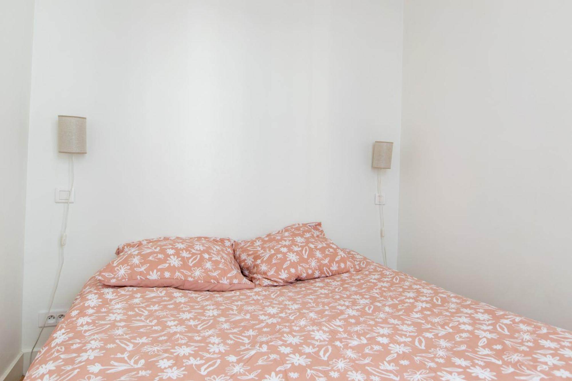 Cosy Au Chateau Et Bois Metro L1 Vincennes Eksteriør bilde